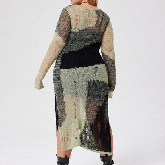 COPY - WOOL-BLEND PATCHWORK KNIT RIPPED MIDI DRESS CURVE & PLUS - Picture 2 of 3